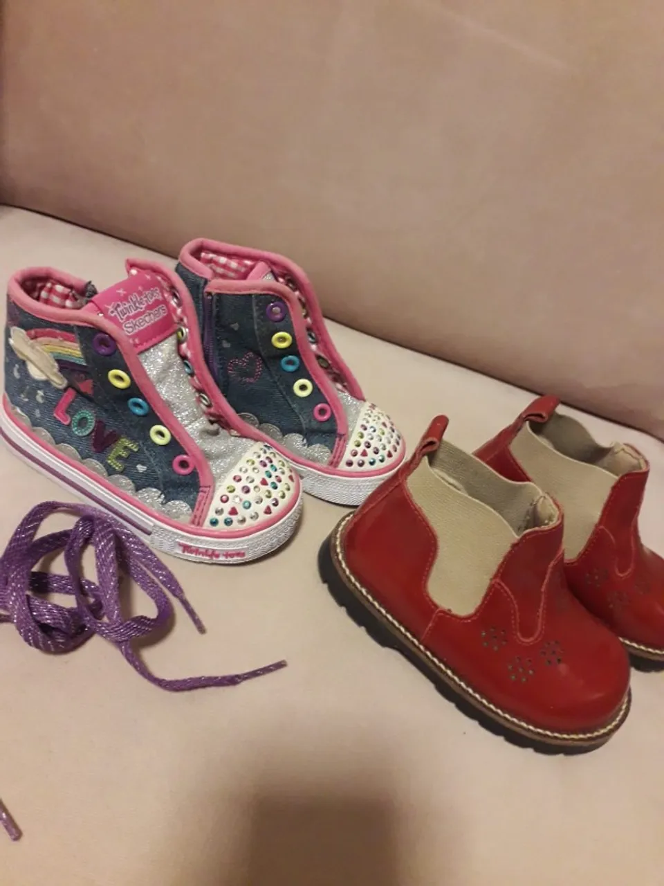 tenis e botinha infantil