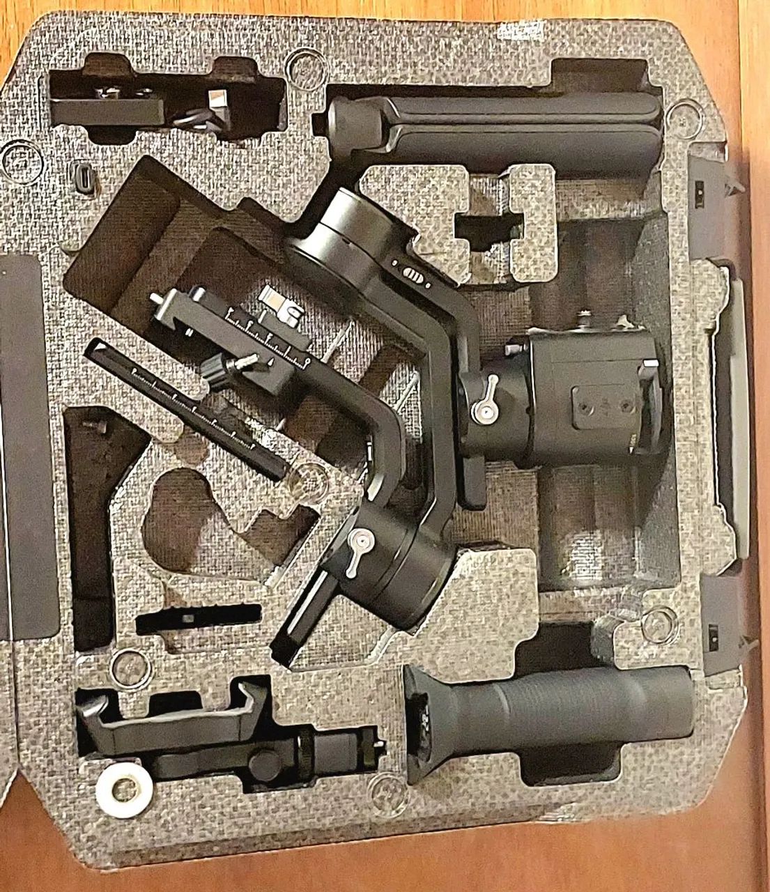 Gimbal Estabilizador Ronin DJI SC para câmera  - Foto 2