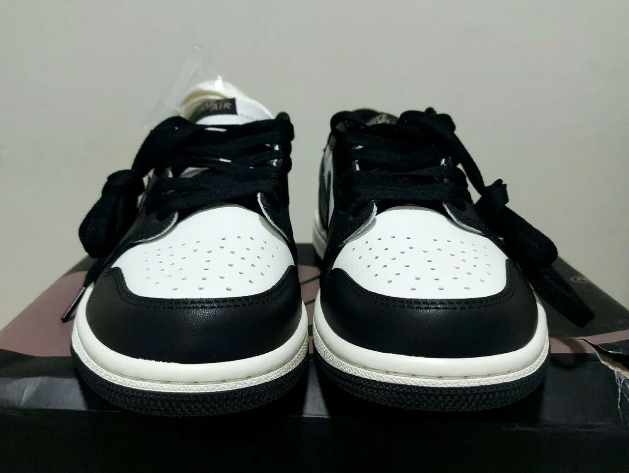 Tênis Nike Air Jordan 1 Low Retro "Mocha" - Foto 4