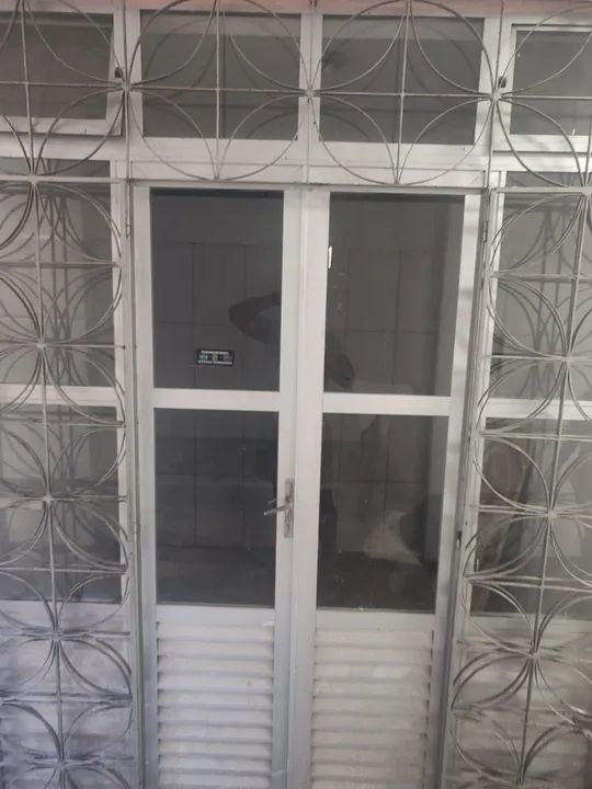 Alugo sala comercial ( centro)