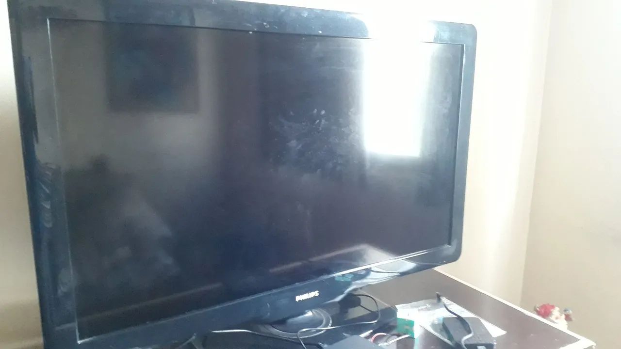 Tv LCD PHILIPS 42 polegadas - Foto 2