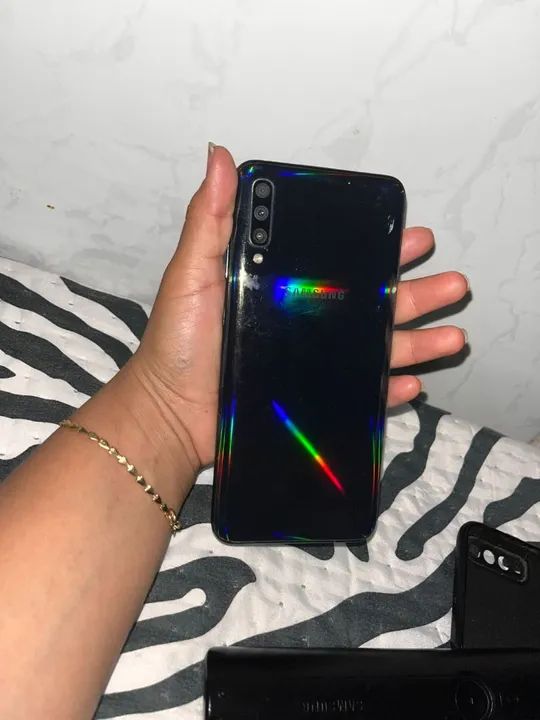 Samsung A70 - Foto 3