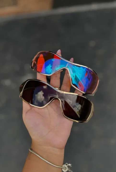 Oakley Dart Gold