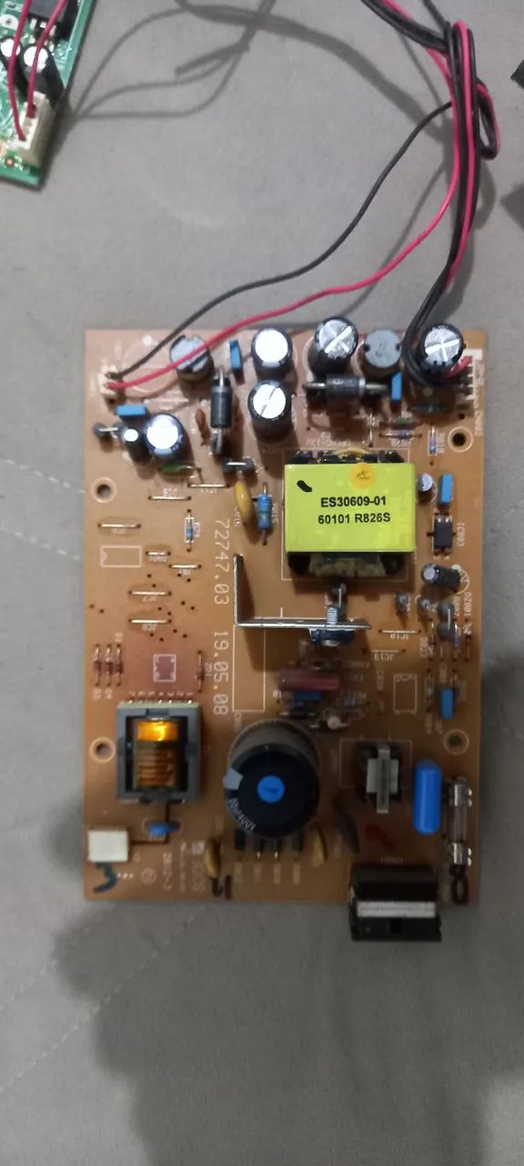 Placa, fonte, controladora, teclado e cabos  - Foto 3