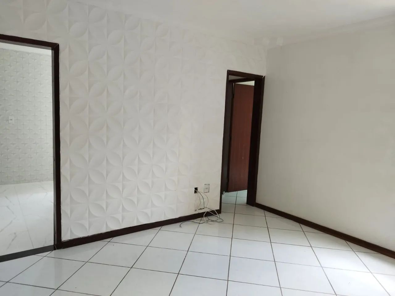 Apartamento para venda  localizado no Condomínio Parque das Mangueiras -  Camaçari de dent
