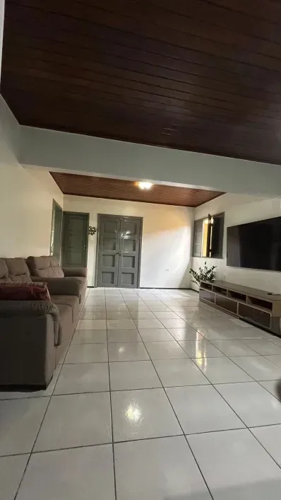 Vende-se 2/4 pronta para morar