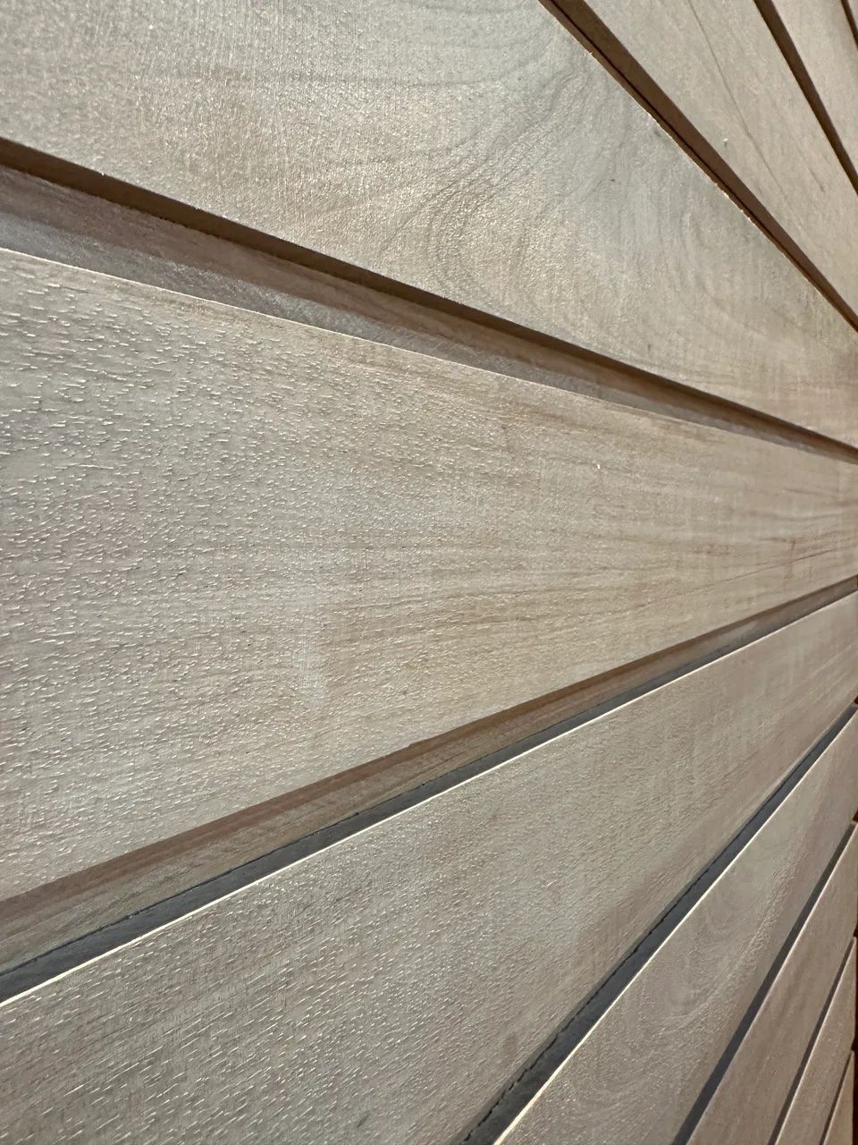 Porta JEQUITIBÁ maciça 2.30x1.20 artesanal peça única 