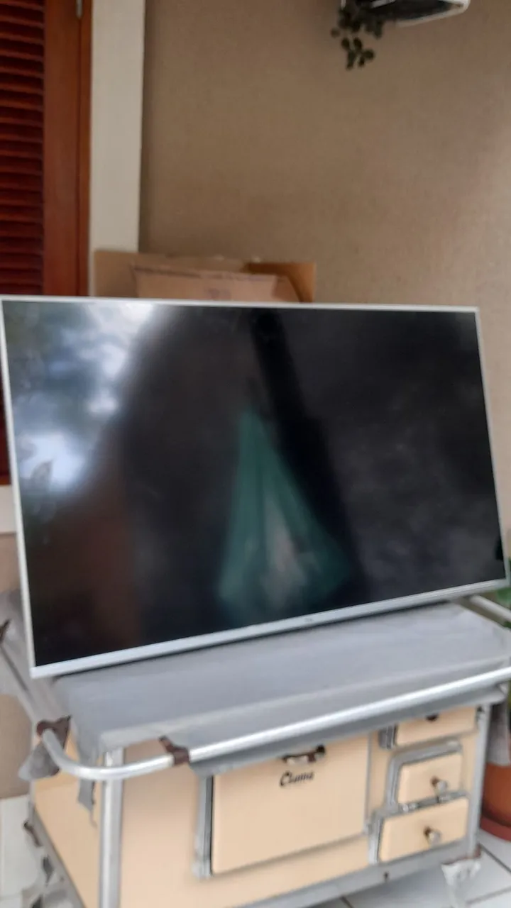 TV smat, marca TCL