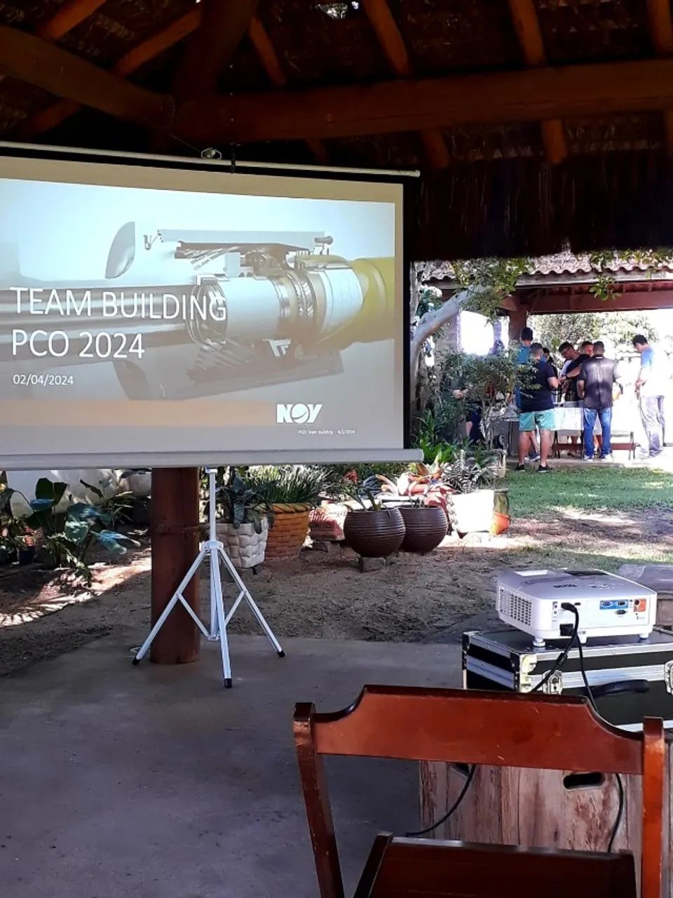 Locação de Projetor Multimídia, Datashow, som, Telas Projeção, soluções em Eventos geral. - Foto 3