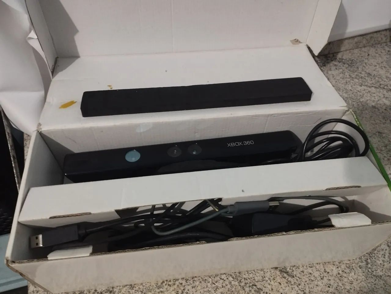 Xbox 360 Knect original com caixa e fonte.  - Foto 3