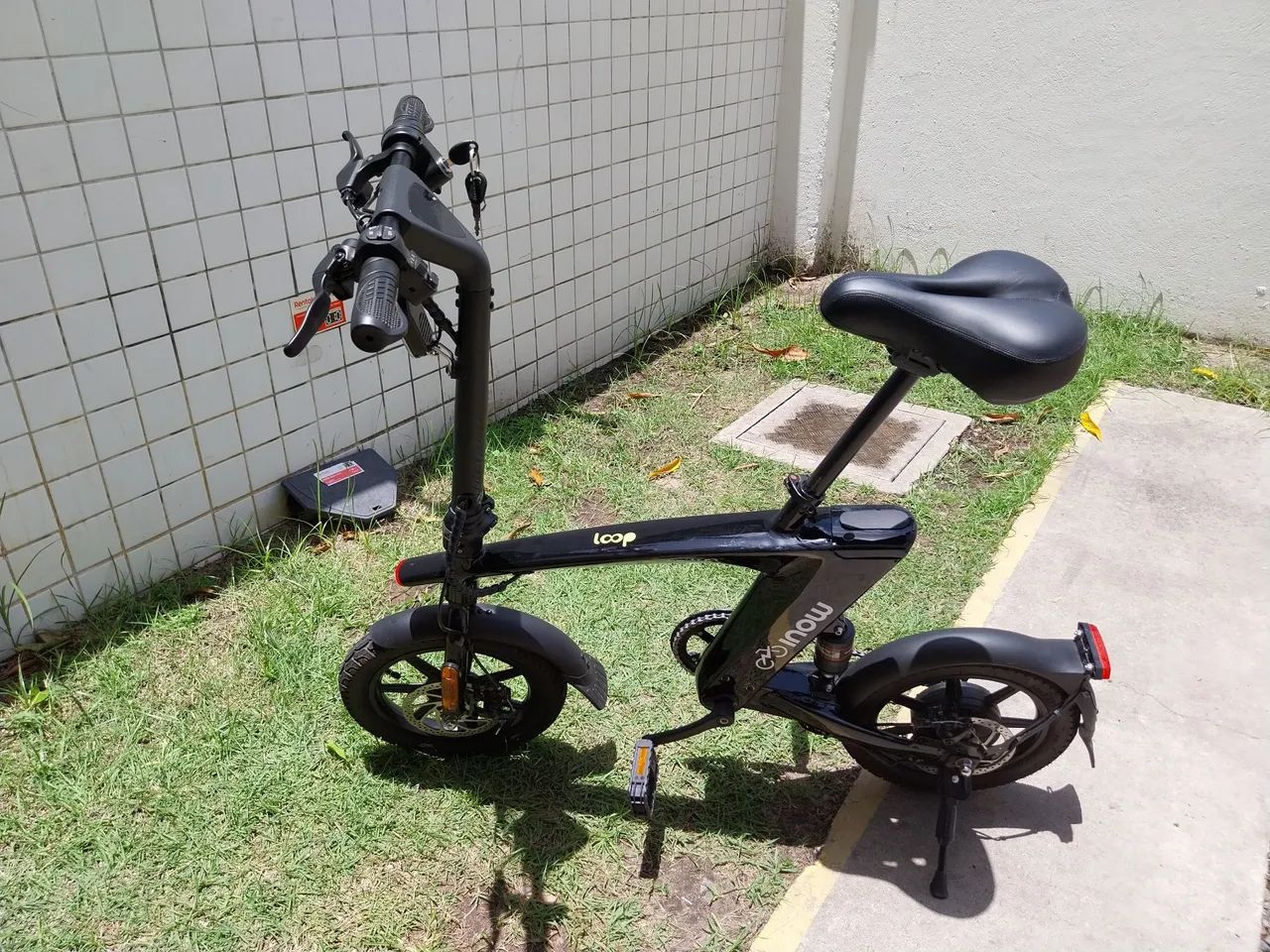 Bicicleta Elétrica Dobrável  - Foto 2