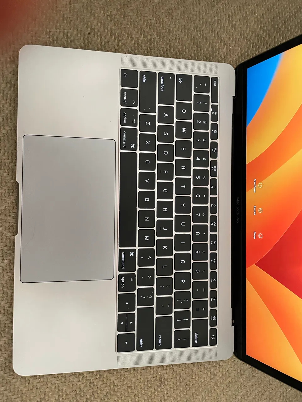 macbook pro 2017 16gb