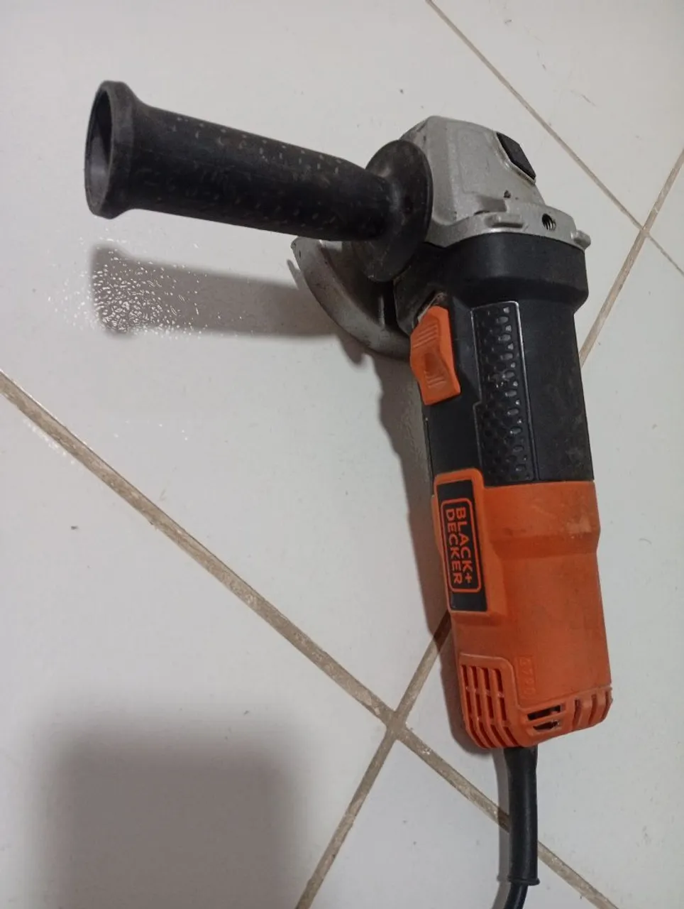 Esmerilhadeira Black+Decker