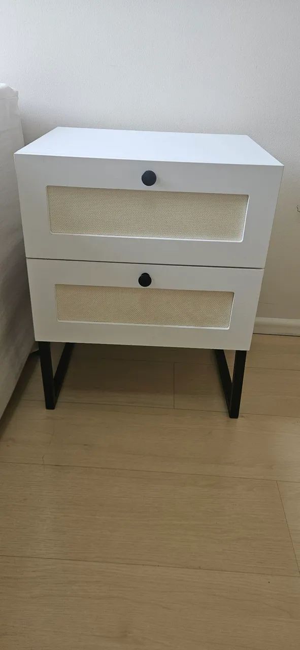 Mesa de cabeceira/criado mudo/bide