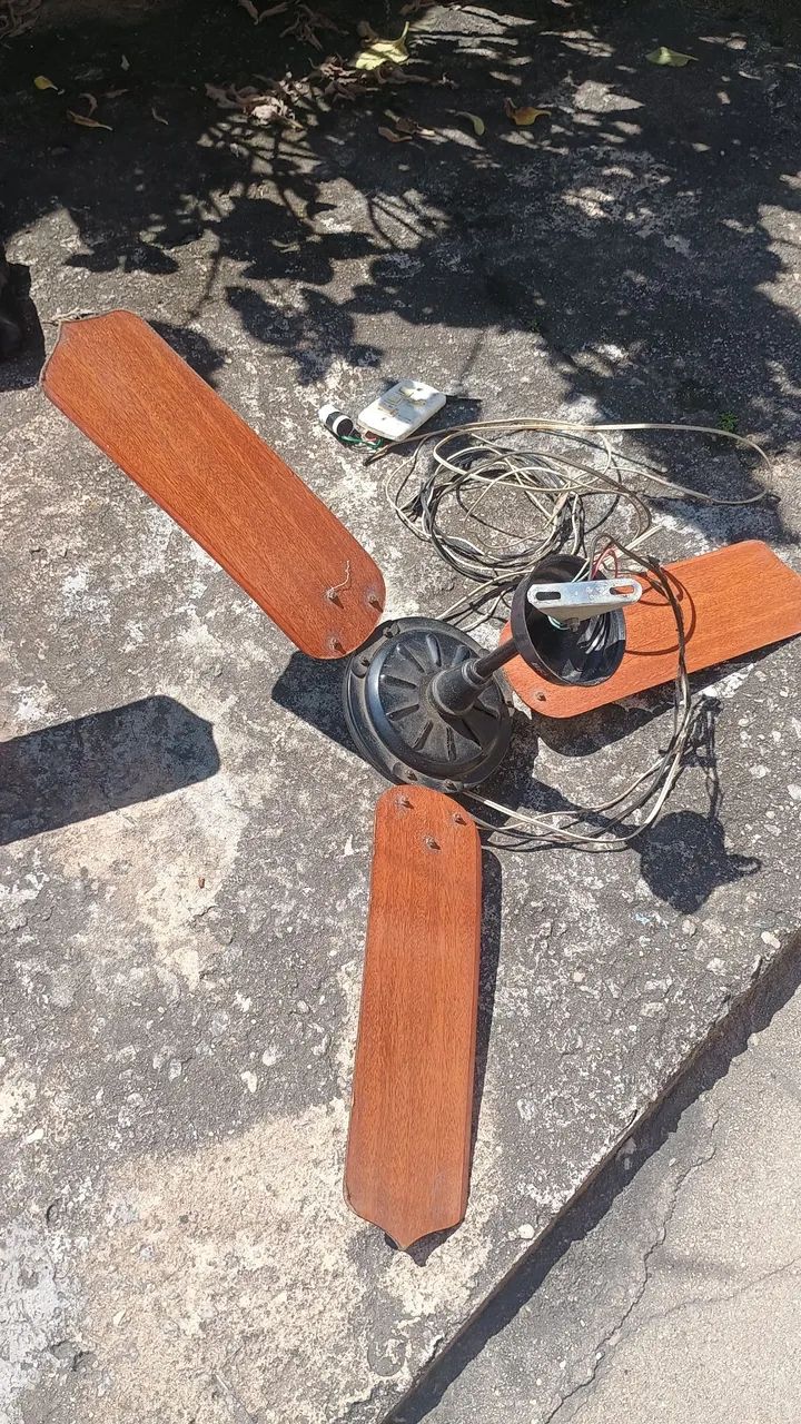 2 ventiladores de teto 3 pás 64302324313601123