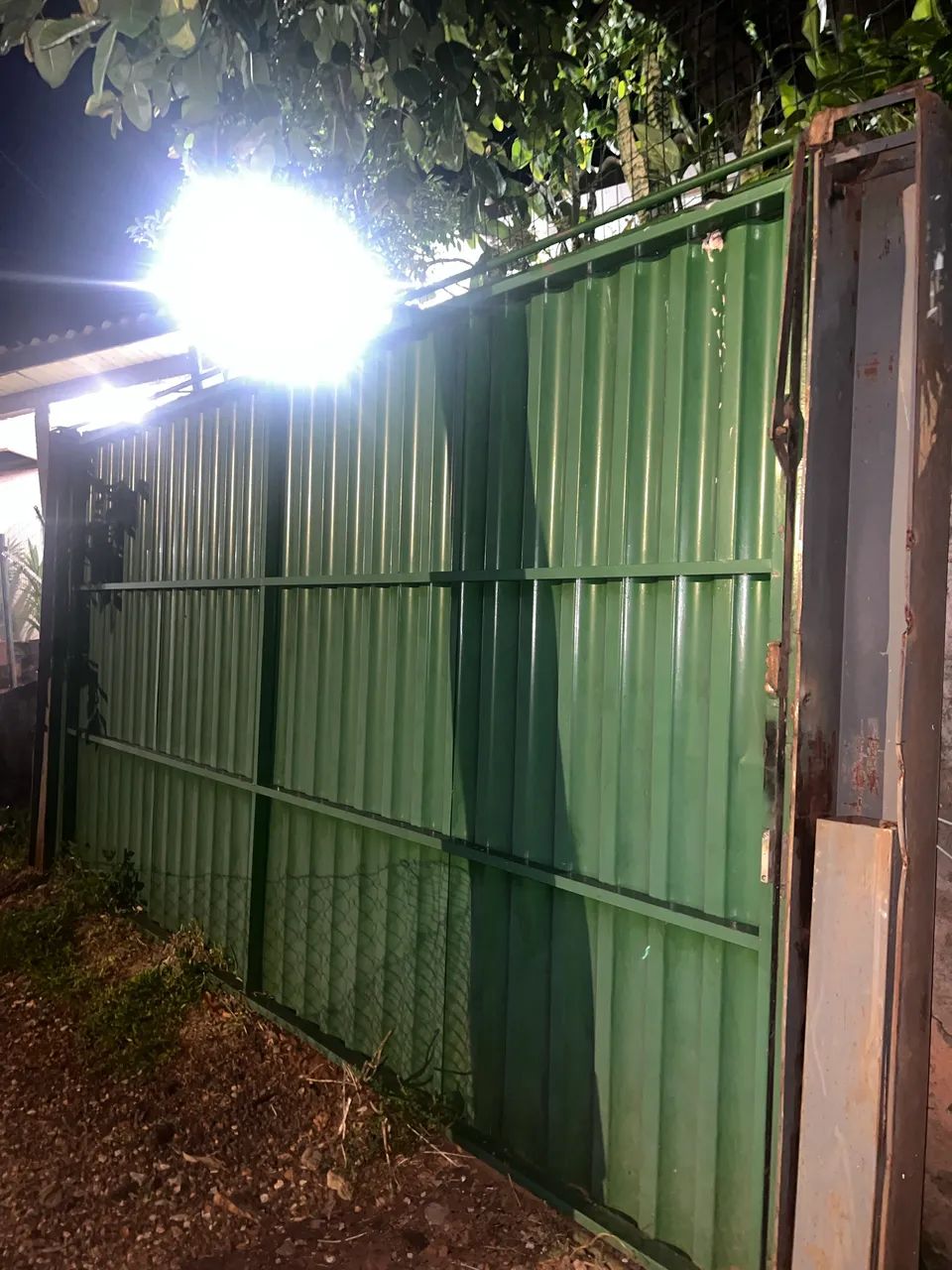 4.92L X 2.38 Elevating Gate with Motor64397050328067123