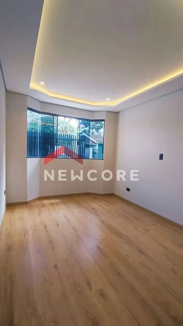 Casa em Rua Ângelo Favaretto - Jardim Paris - Maringá/PR - Foto 2