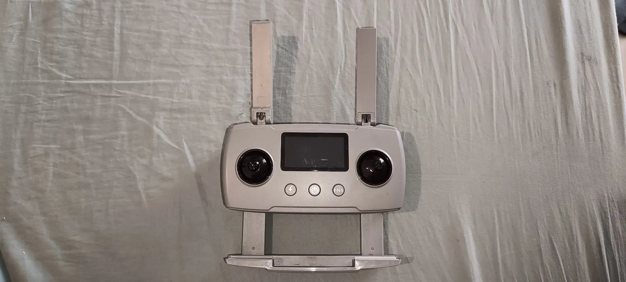Rádio Controle remoto de drone. Mini pro Hubsan zino