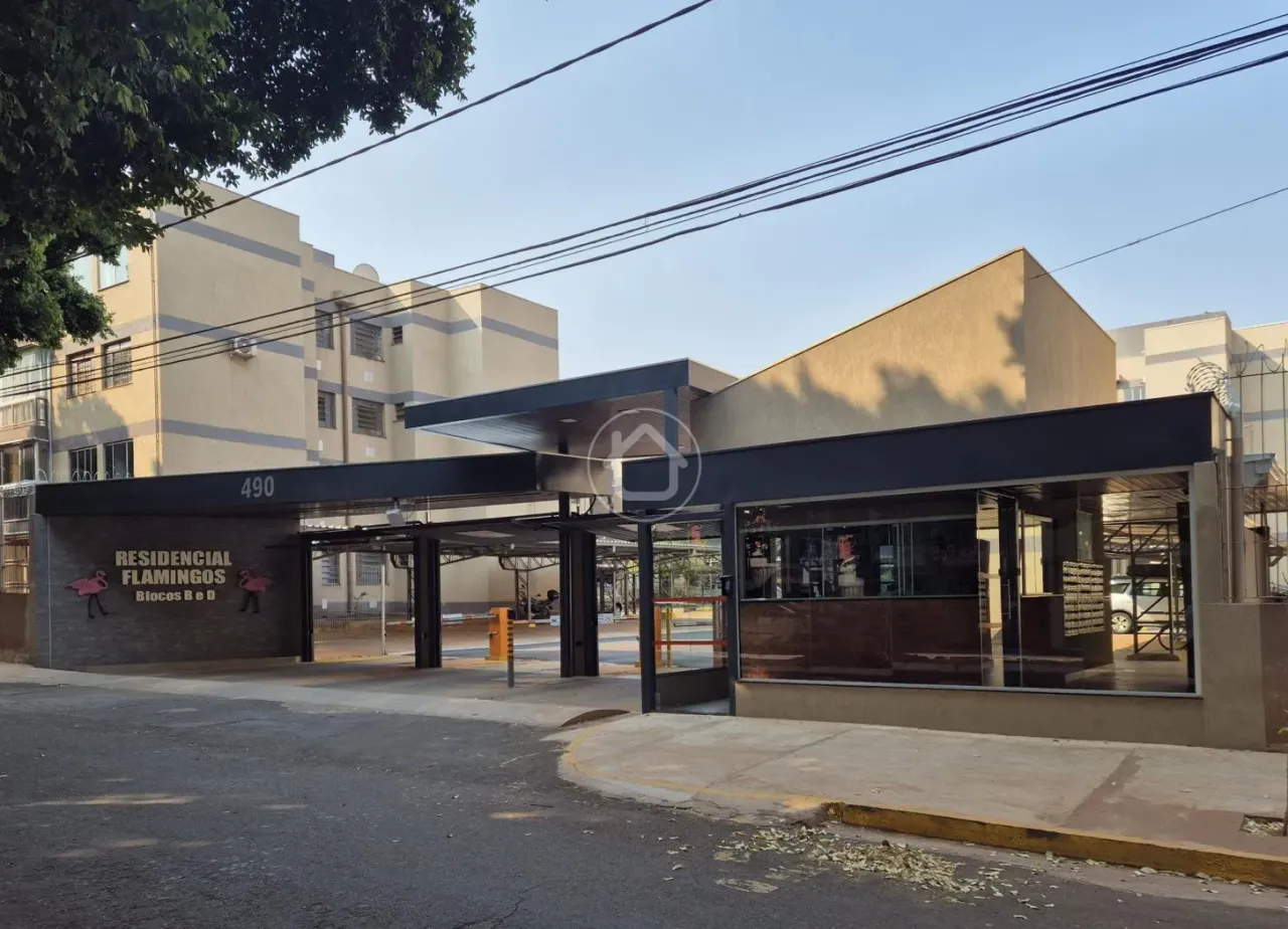 APARTAMENTO REFORMADO COM 03 DORMITÓRIOS