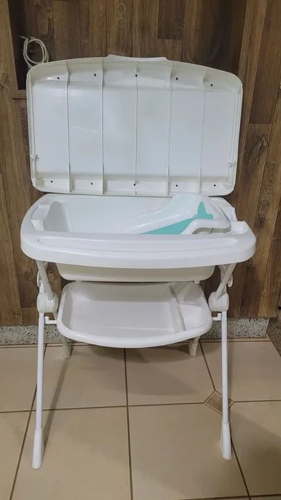 Banheira com trocador de bebê Splash - Branco