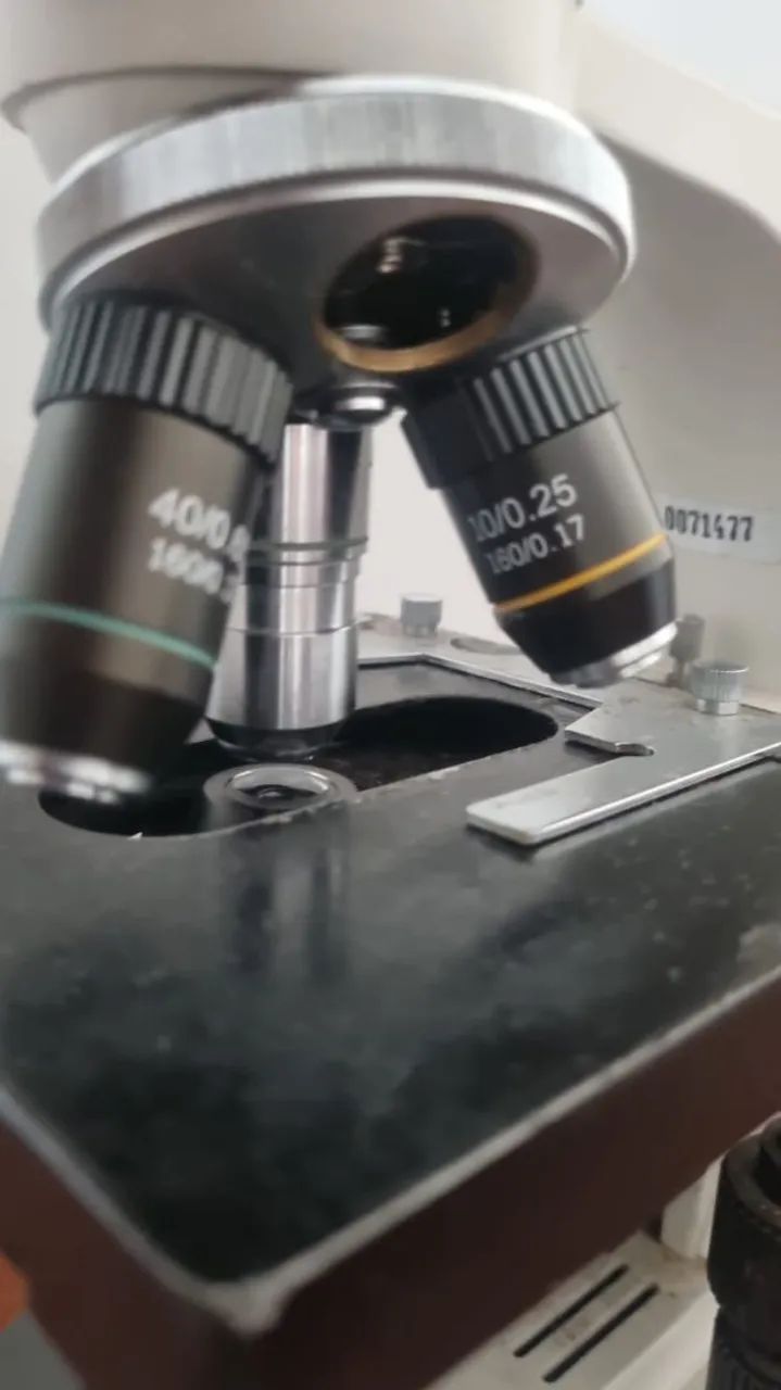 Microscópio Biologico Binocular seminovo - Foto 4