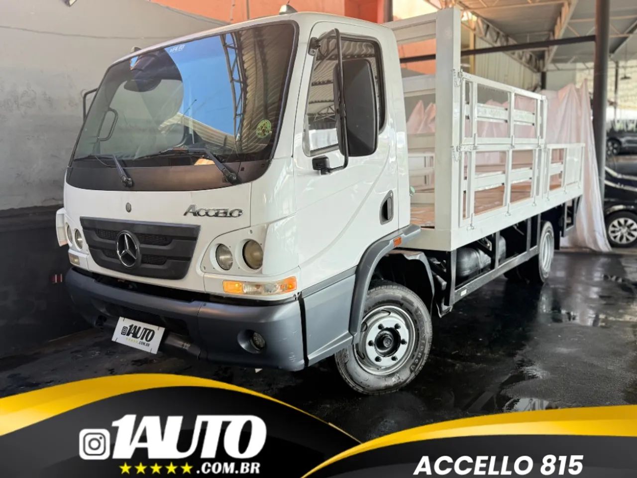 Mercedes-benz Accelo 2013