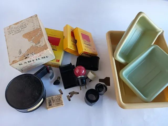 Ampliador fotográfico Accura Japan - Para filme 35mm - Com acessórios - Leia Descrição - Foto 4