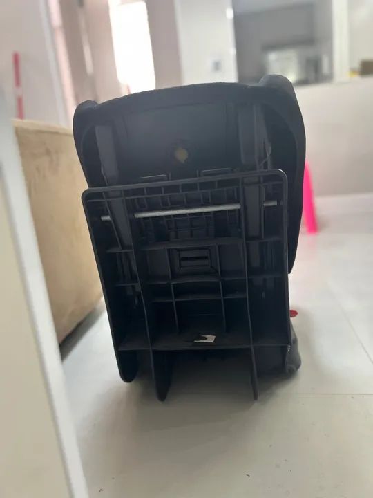 Vendo cadeirinha de bebê para veículos   - Foto 4