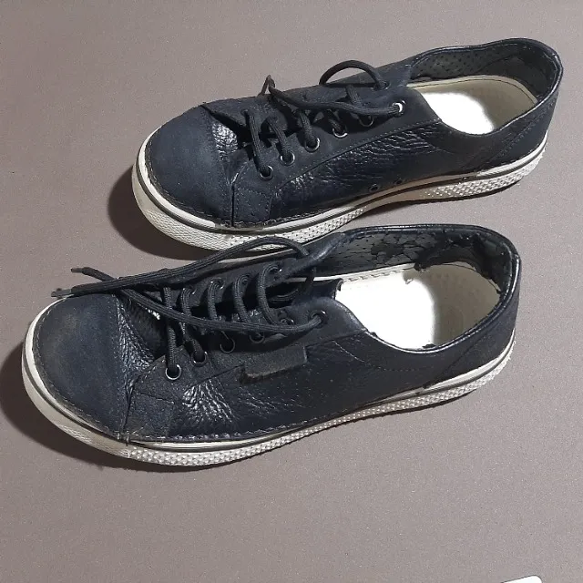 Conforto e Estilo: Sapato Skechers Tamanho 38