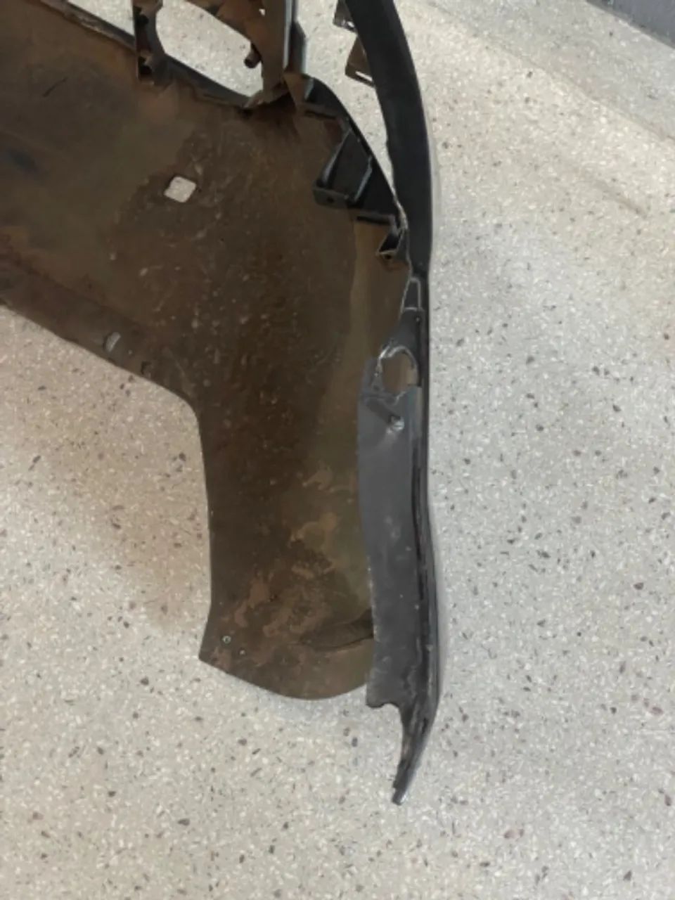 Parachoque dianteiro Punto 15/16 - Peças para carros, vans e