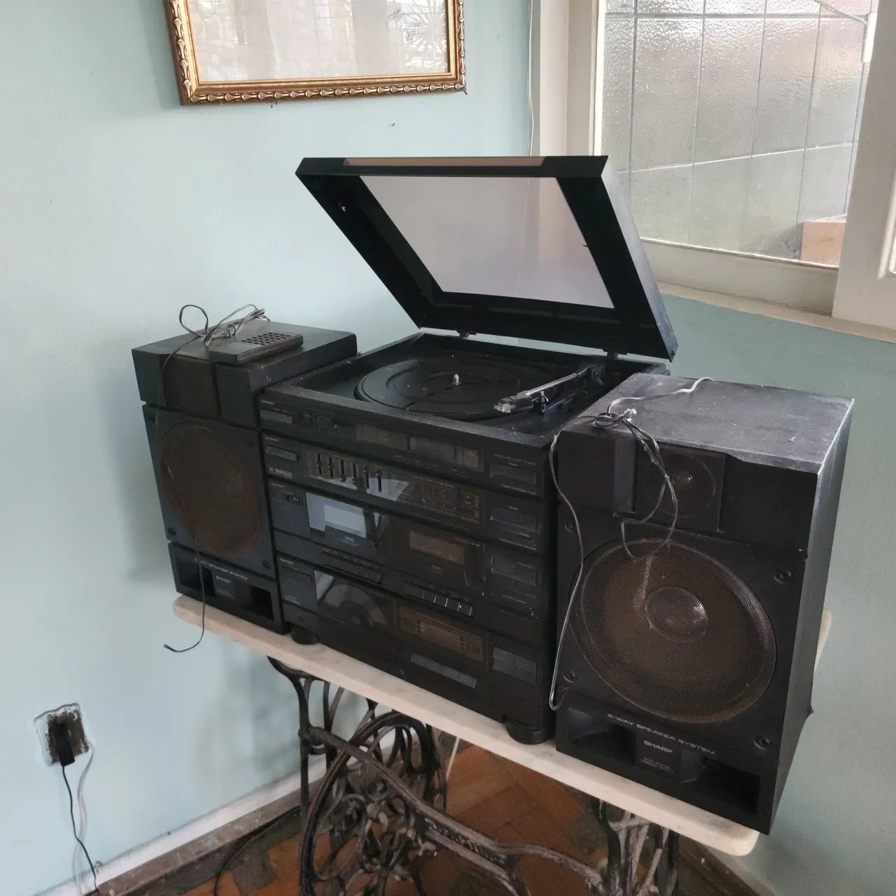 Toca Disco e Fita Sharp SG 950CD (s/ funcionar)