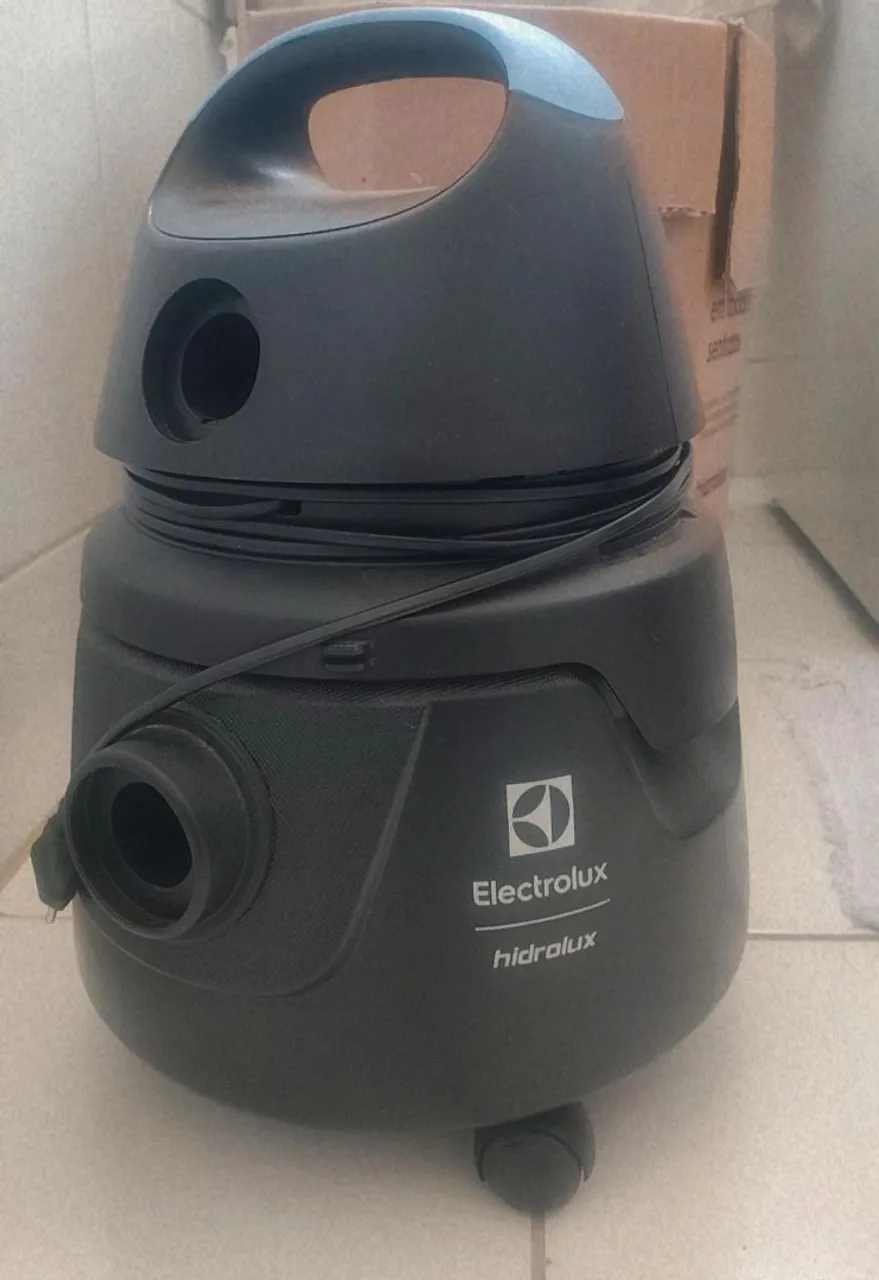 Aspirador de Pó Electrolux Hidralux