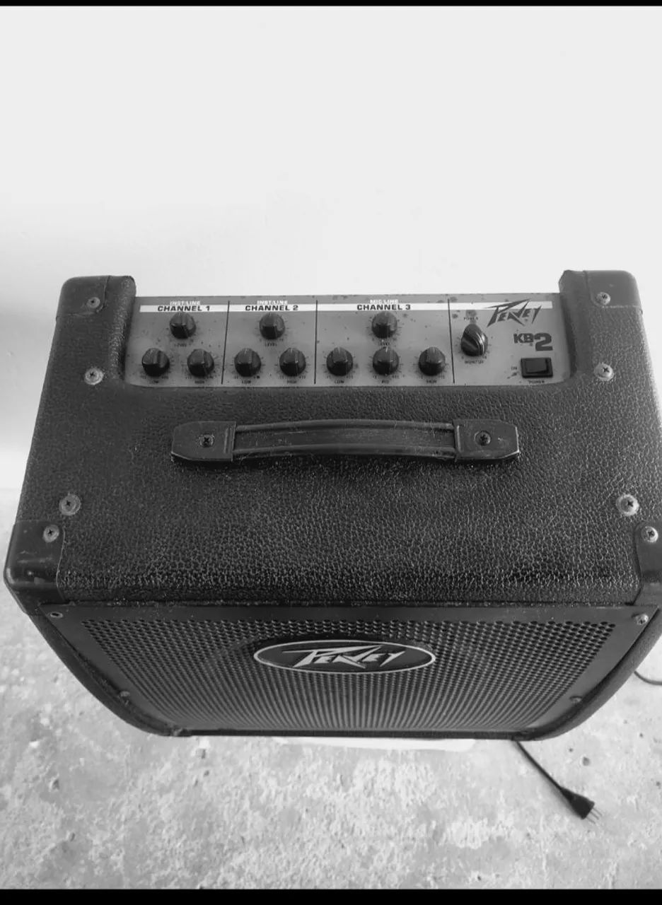 Caixa Amplificadora Peavey kbd2 - Foto 5