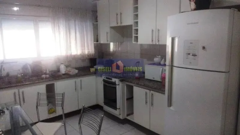 Sobrado com 2 dormitórios para alugar, 122 m² por R$ 2.600/mês - Assunção - São Bernardo d