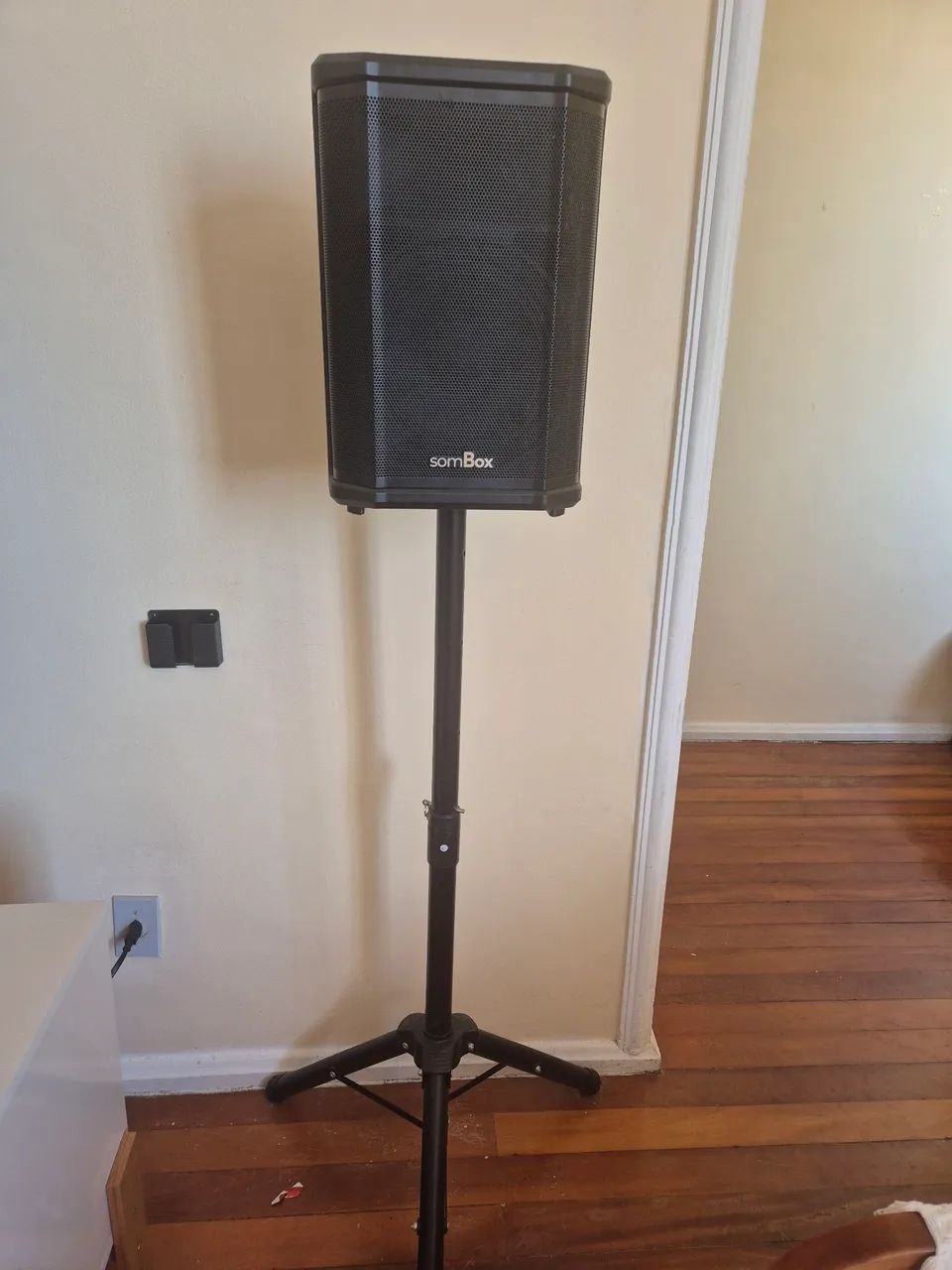 Tripé para caixas de som 