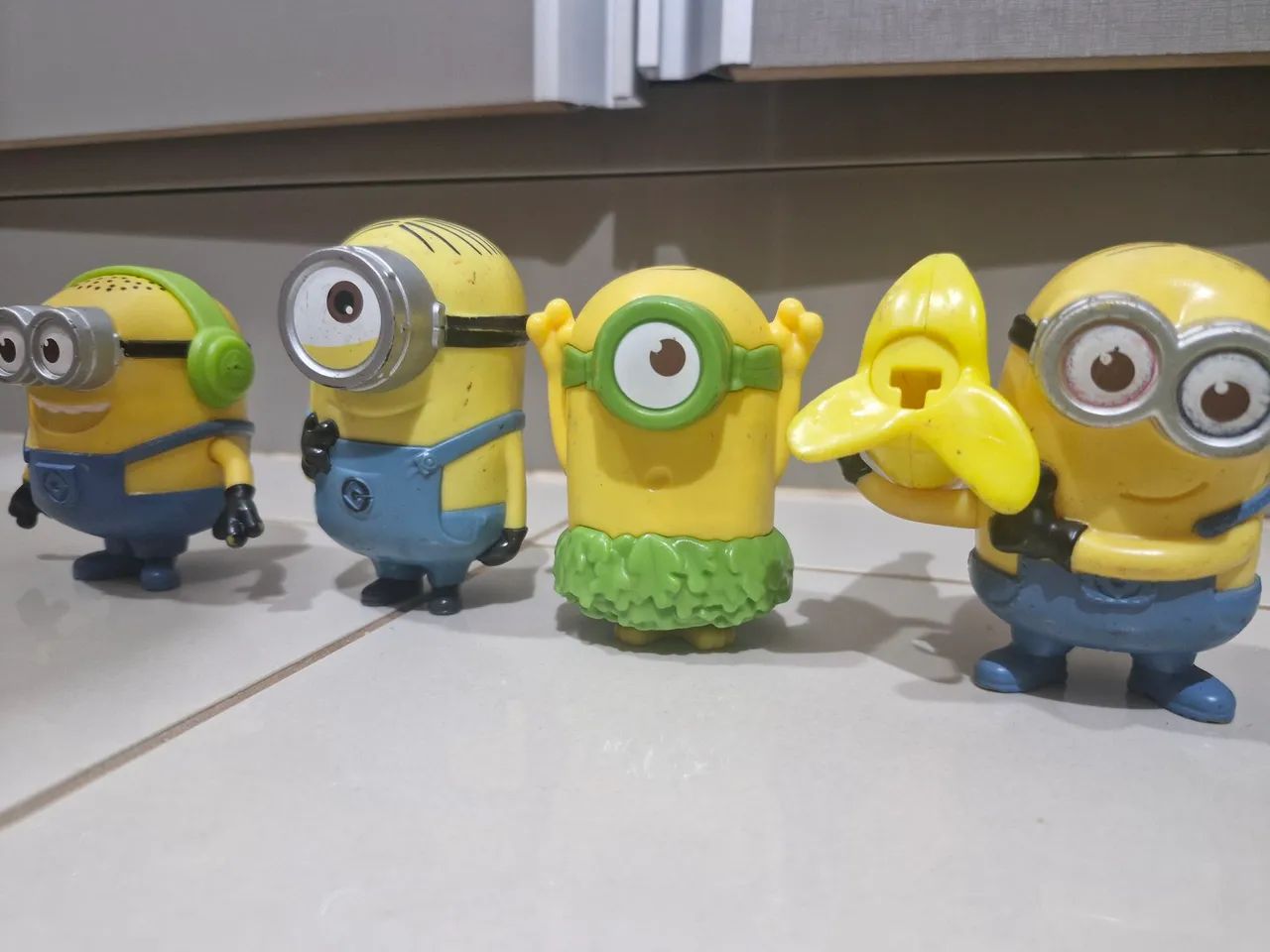 Decoração- kit 4 minions mc donalds antigos - Foto 4