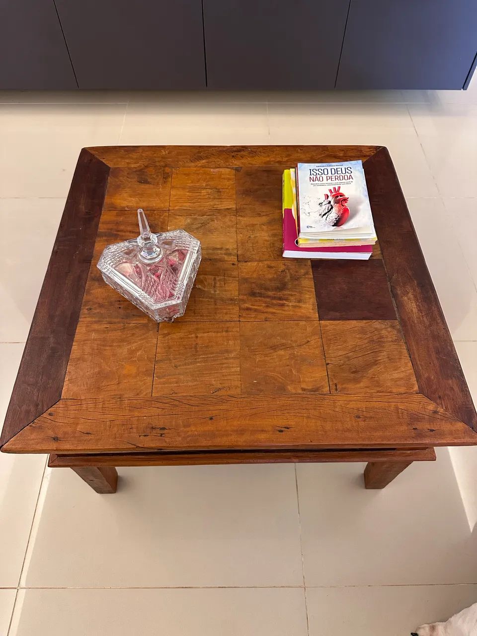 Coffee table64311798169986121