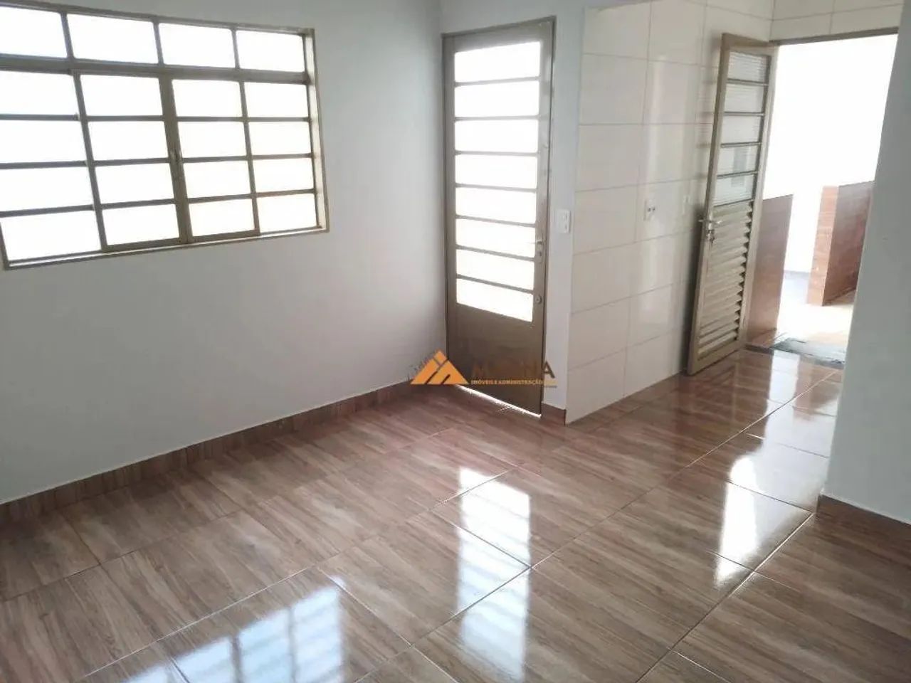 Casa com 2 quartos para alugar, 62 m² por R$ 1.543/mês - Jardim Arlindo Laguna - Ribeirão 