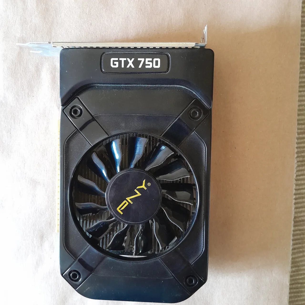 Placa de Vídeo PNY GeForce GTX 750