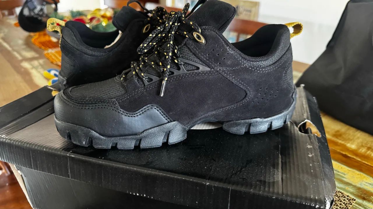 Tênis oakley Modoc low 2 preto e dourado  - Foto 5