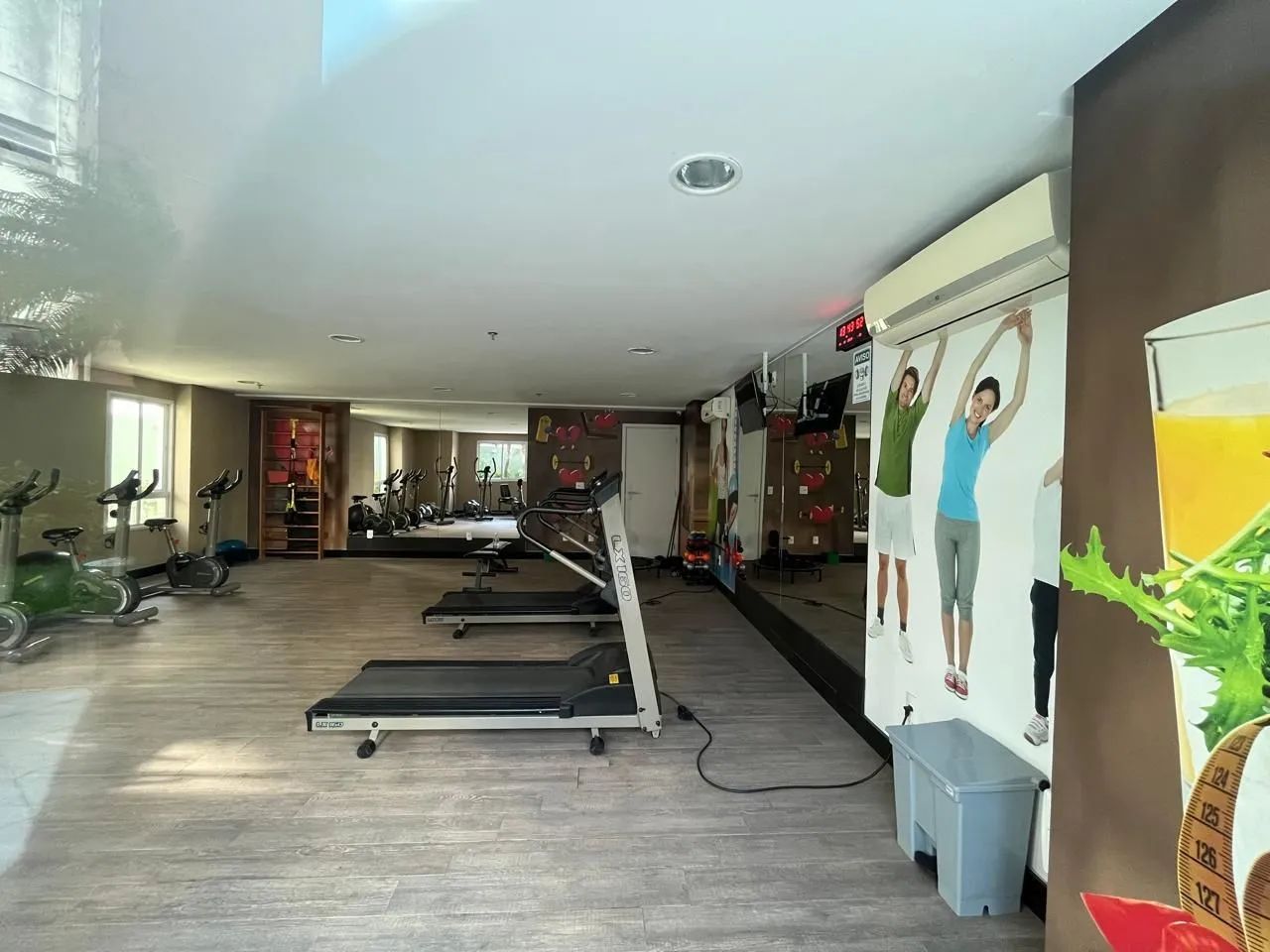Apartamento com 3 dormitórios para alugar, 80 m² por R$ 3.767,97/mês - Cocó - Fortaleza/CE - Foto 2