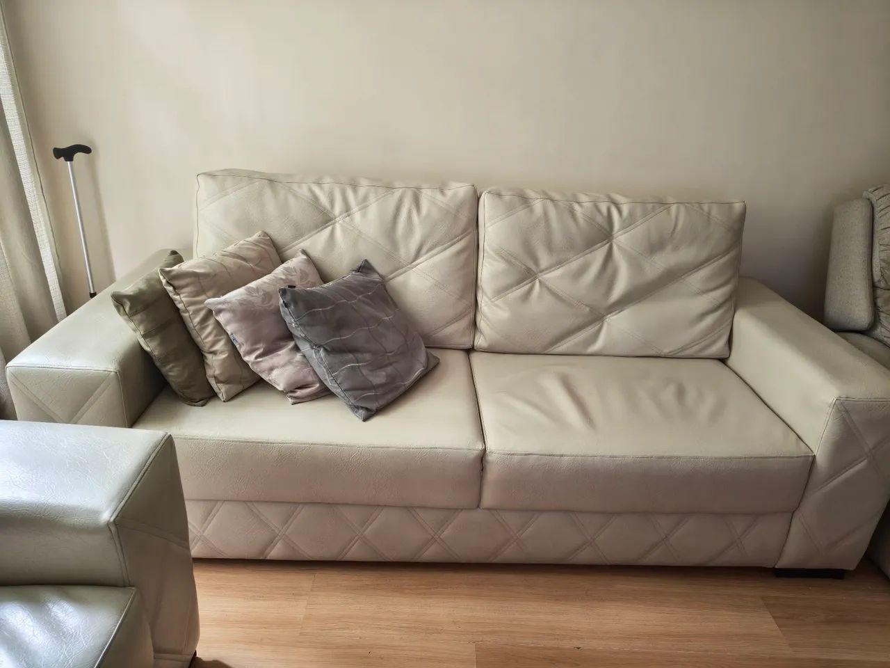 Jogo de sofa de 3 e 2 lugares - Foto 2