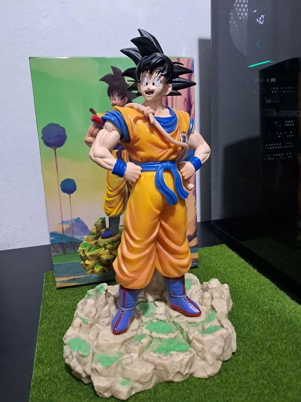 Action Figure Dragon Ball Z - Goku 30cm - Foto 2