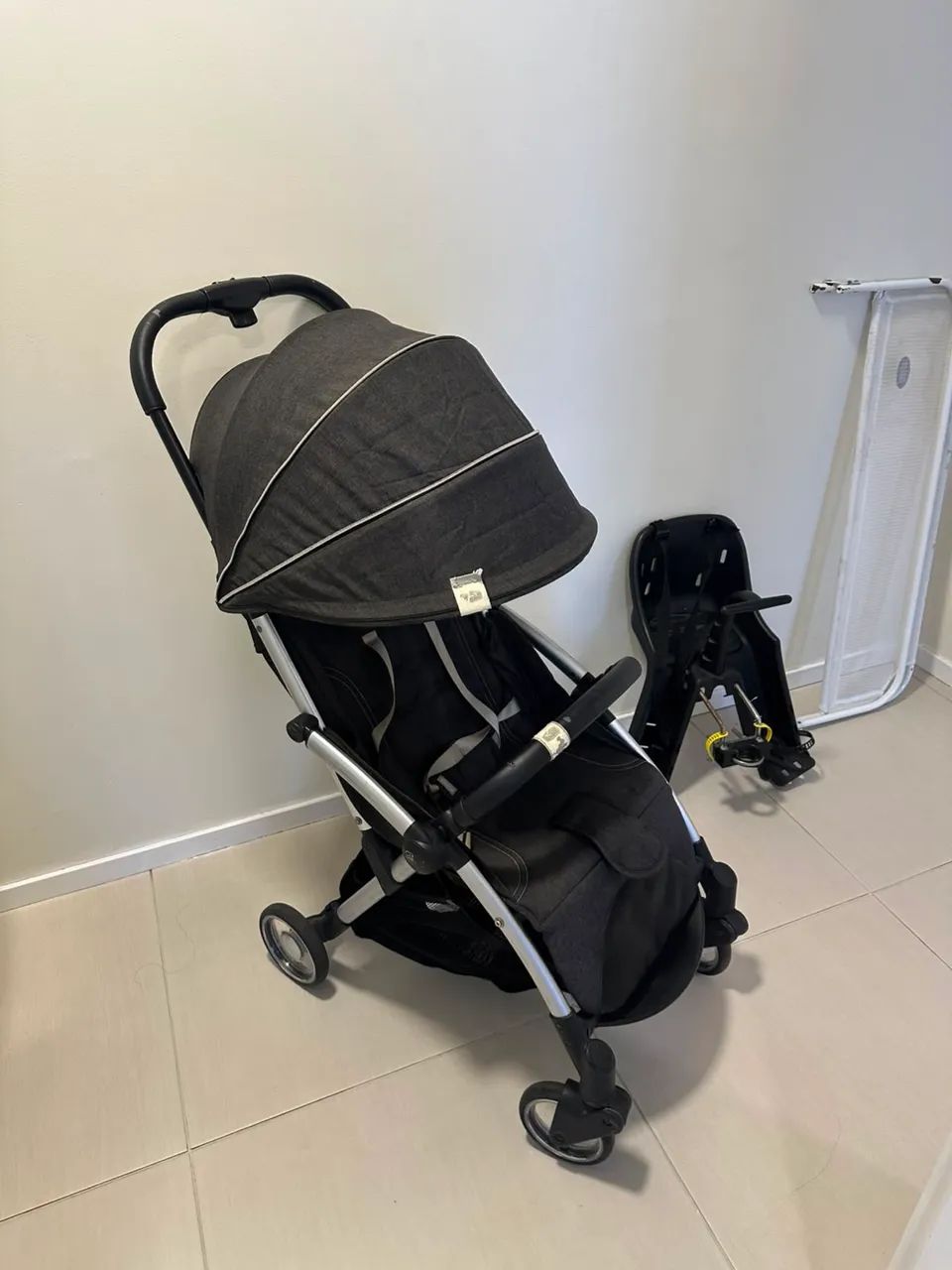 Carrinho chicco + Cadeirinha para bike 