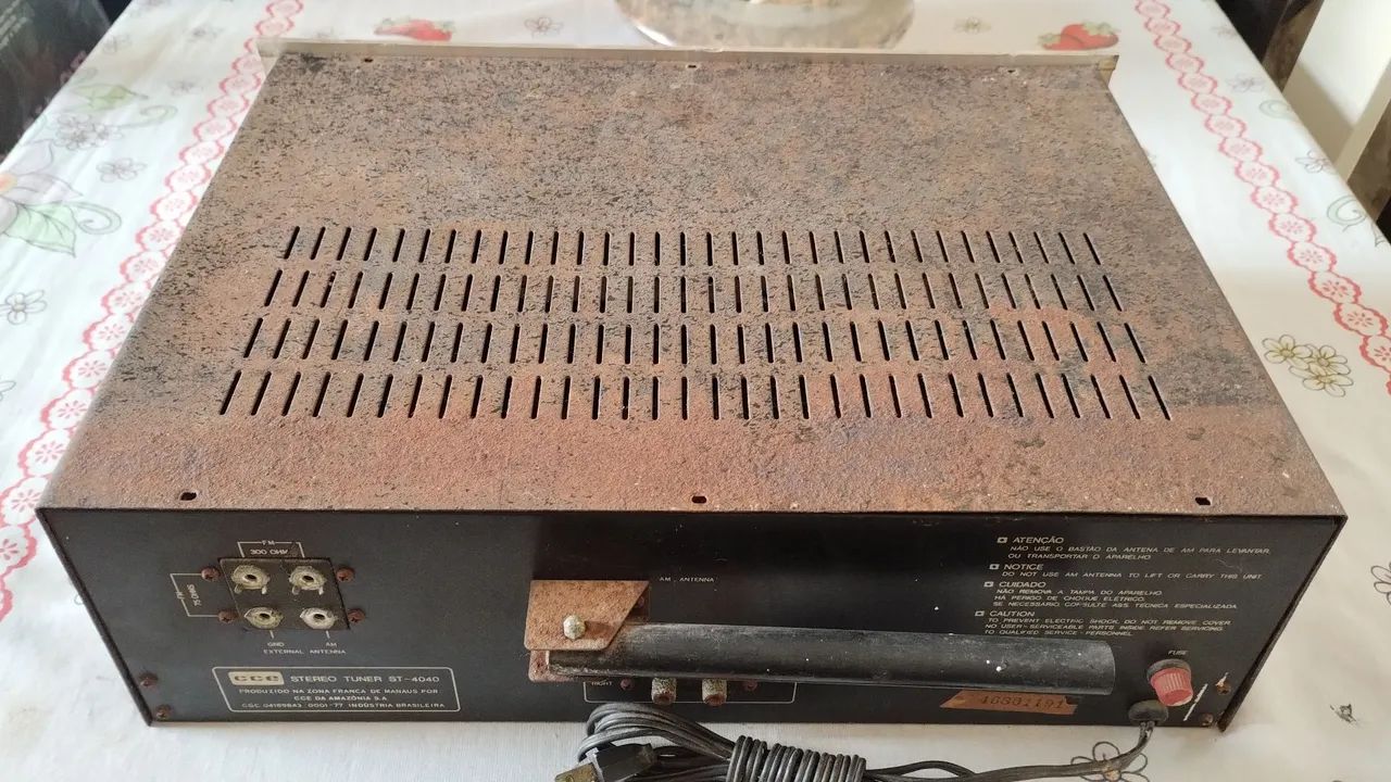 Tuner CCE ST-4040 P/ peças - Foto 3