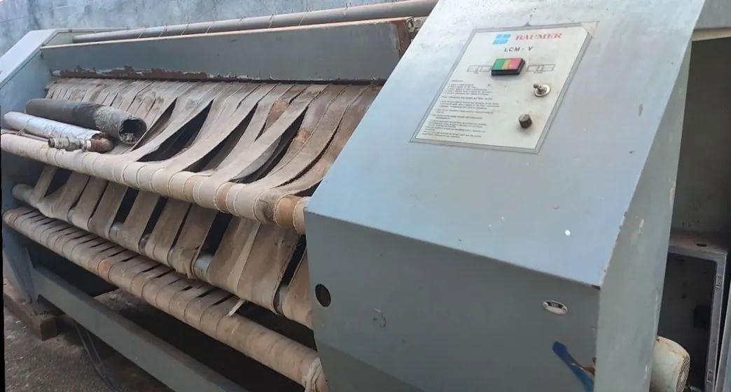 CALANDRA MONORROL GRANDE A VAPOR PARA LAVANDERIA INDUSTRIAL 