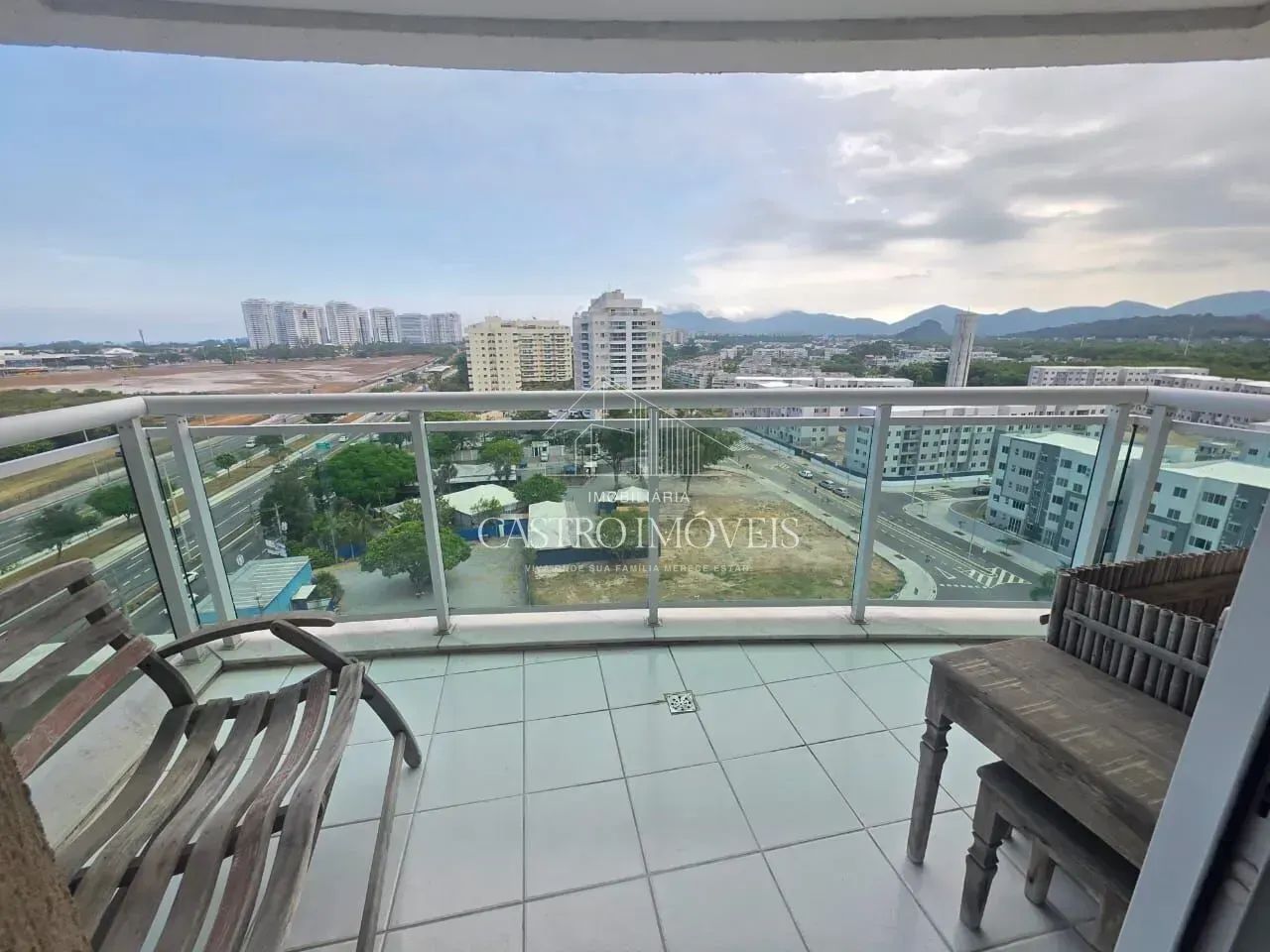 Apartamento de 2 quartos - 67m² - Barra Sunday
