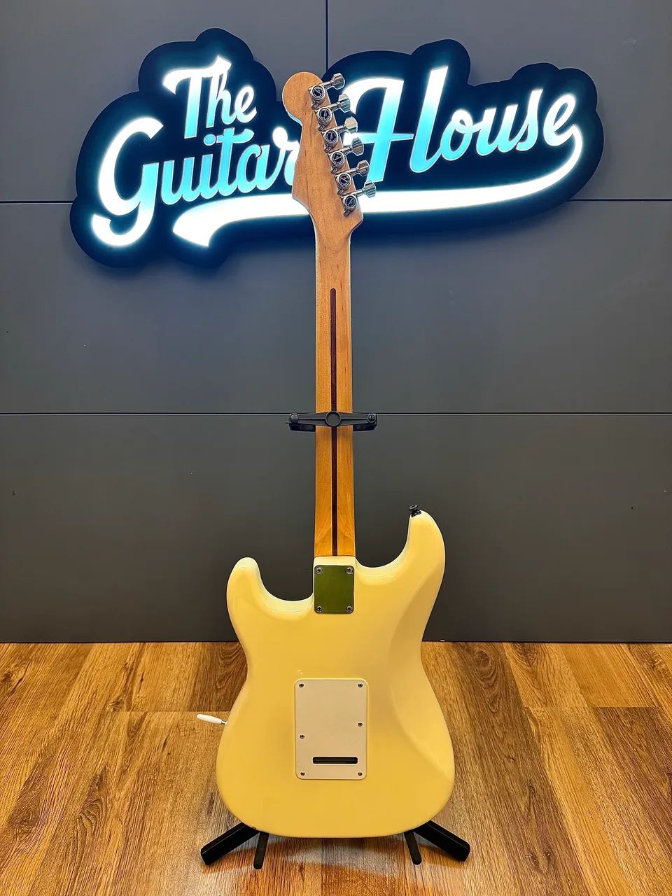 FENDER STRATO MEX OLIMPIC WHITE - Instrumentos musicais - Itália