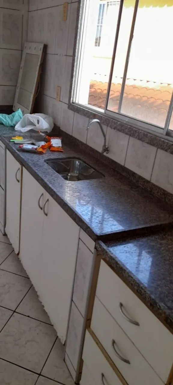Alugo casa ótima localização  - Foto 5