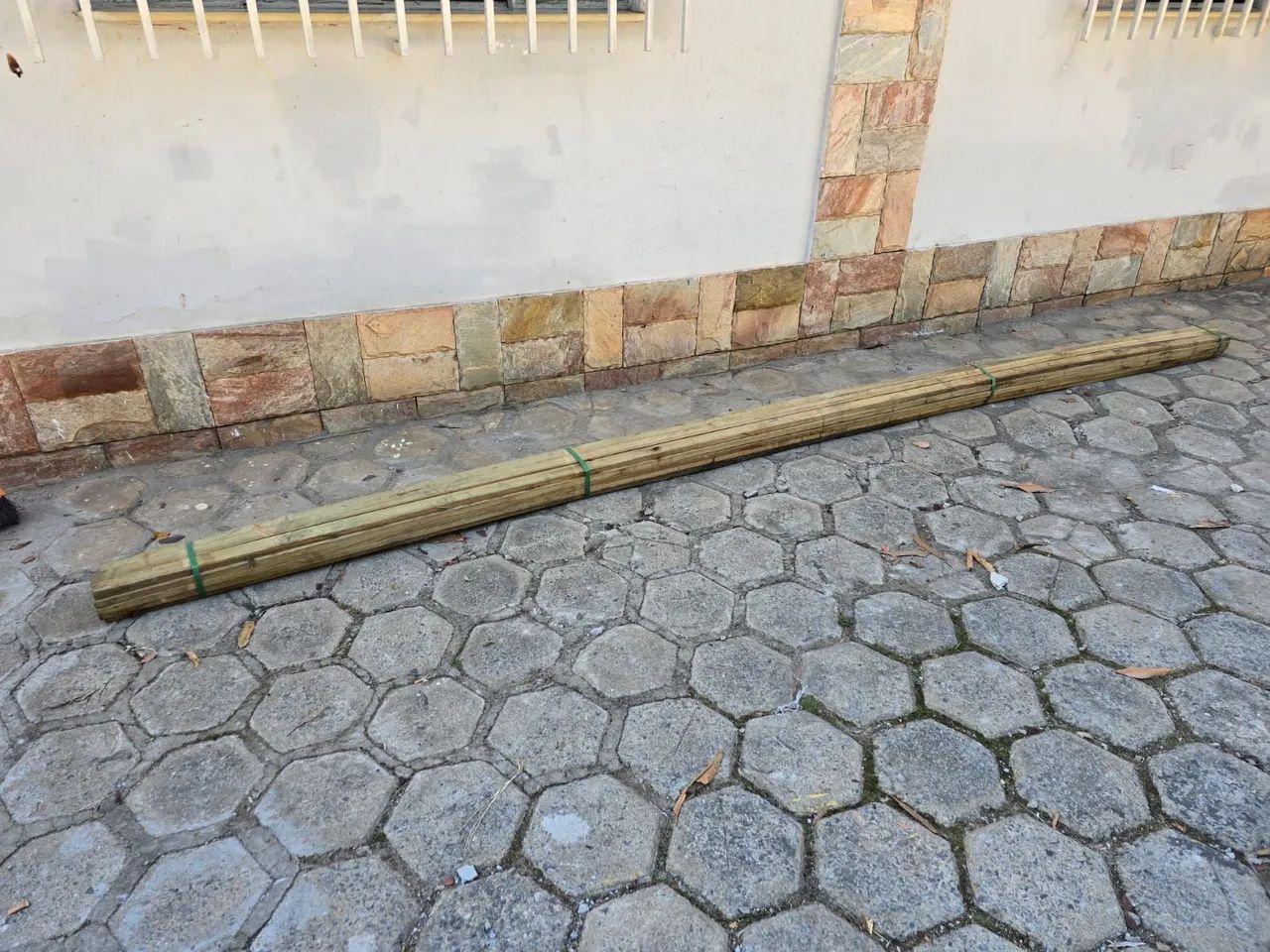 Caibro/ Ripa de Eucalipto Trarado - Foto 3